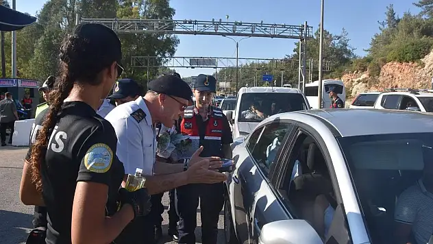Korgeneral Musa Çitil Bodrum'a Giriş Yapan Vatandaşlara Uyarılarda Bulundu
