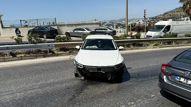 Korkutan Kaza: Sürücü Şans Eseri Kurtuldu