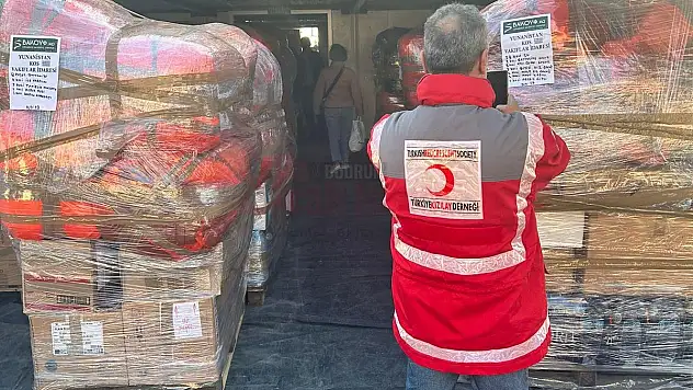 Kos'dan 3. Parti Yardım Bodrum'a Ulaştı