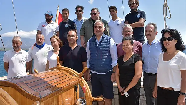 Kültür ve Turizm Bakanı Ersoy, Datça'da Osmanlı dönemi gemi batığına dalış yaptı: