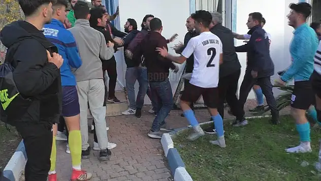 Maç Sonunda Çıkan Kavgada Bir Oyuncu Yaralandı