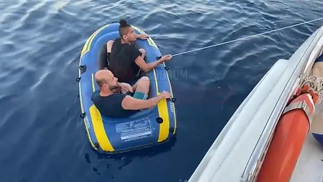 Marketten Aldıkları Botla Umuda Yolculuk