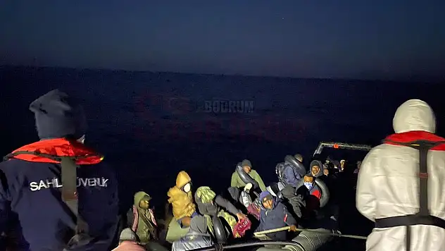 Marmaris açıklarında 34 düzensiz göçmen kurtarıldı