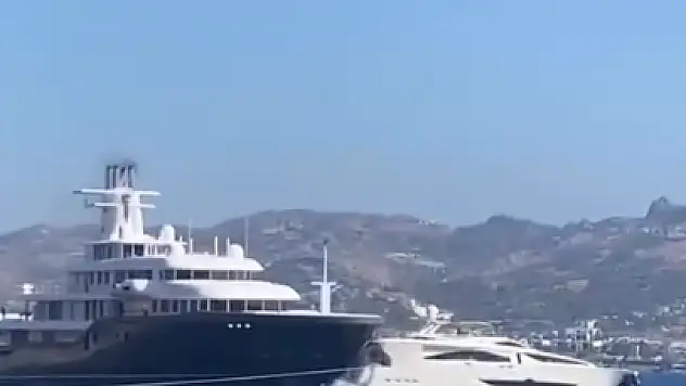 Megayat Motoryatı Ezip Geçti