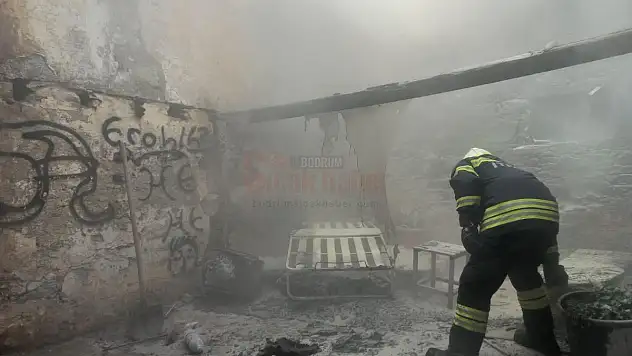 METRUK BİNADA YANGIN