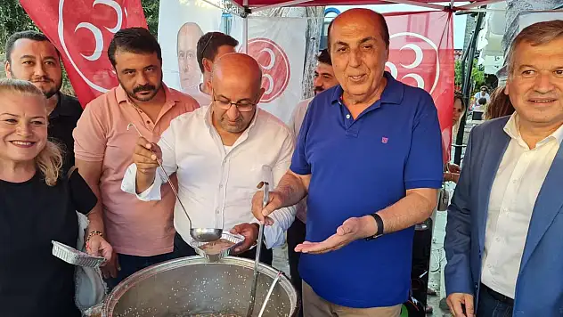 MHP İlçe Teşkilatınca Aşure Etkinliği Düzenlendi