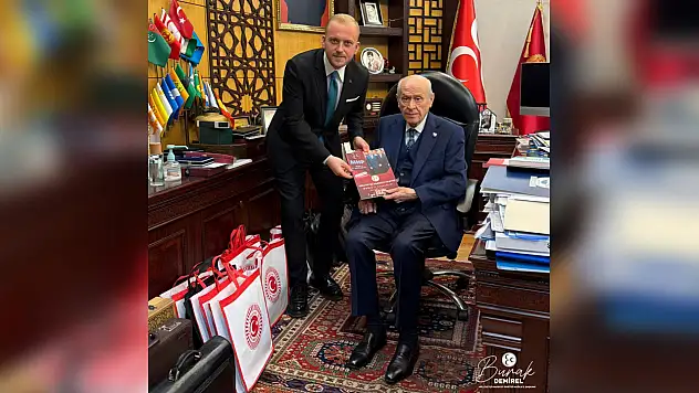 MHP Muğla İl Başkanı Burak Demirel Devlet Bahçeli'yi ziyaret etti