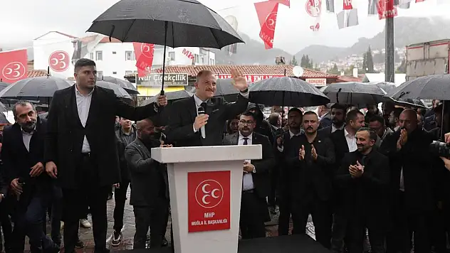 MHP'nin Yeni İl Başkanı Coşkulu Kalabalıkla Karşılandı
