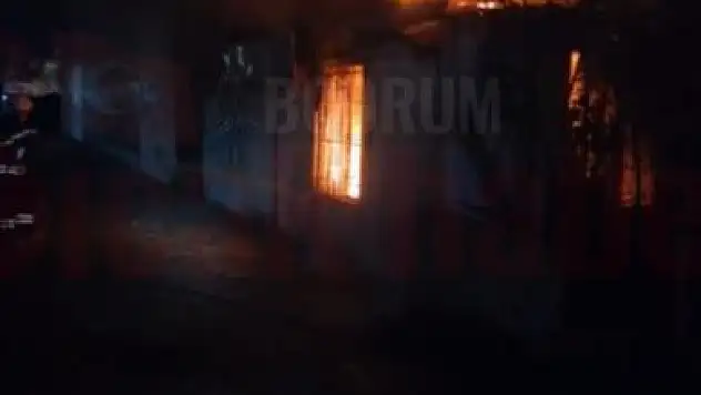 Milas Gençlik ve Spor Kulübü binası kundaklandı.