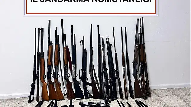 Milas'ta Çok Sayıda Tüfek ve Kurusıkı Tabanca Ele Geçirildi