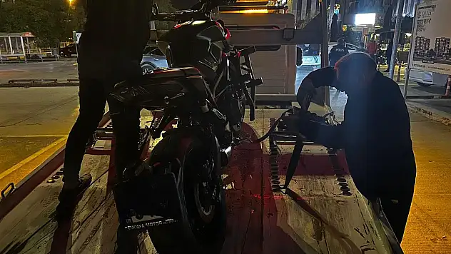 Milas'ta Yarış Yapan Motosikletliler Yakalandı