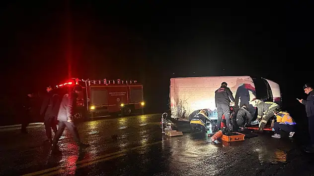 Minibüs Sürücüsü Kazada Hayatını Kaybetti