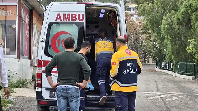 Motokurye Seyir Halindeyken Düşerek Yaralandı