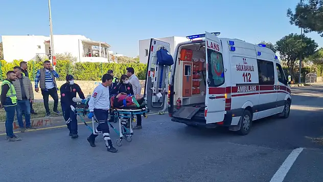 MOTOSİKLET İLE OTOMOBİLİN ÇARPIŞTIĞI KAZADA 2 KİŞİ YARALANDI