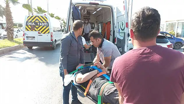 Motosiklet Karşıdan Karşıya Geçmek İsteyen Yayaya Çarptı