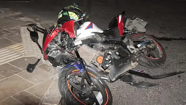 Motosiklet Kazasında 1 Yaralı