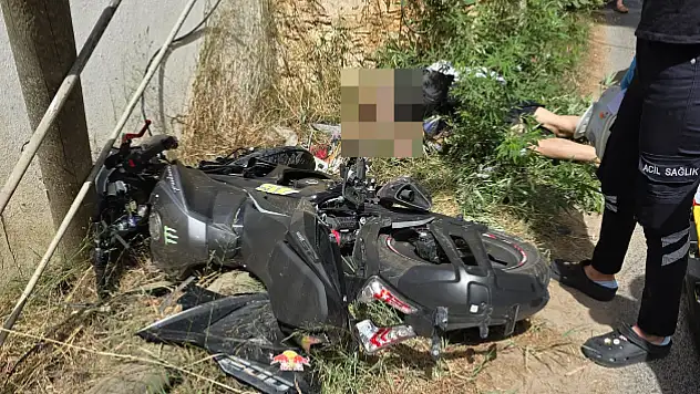 Motosiklet Kazasında 2 Genç Hayatını Kaybetti
