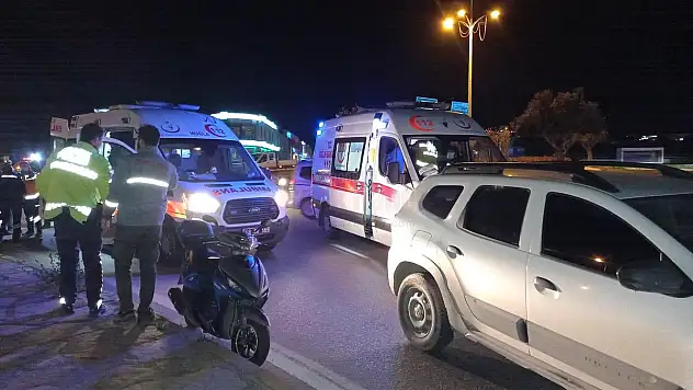 MOTOSİKLET KAZASINDA SÜRÜCÜ VE YOLCU YARALANDI