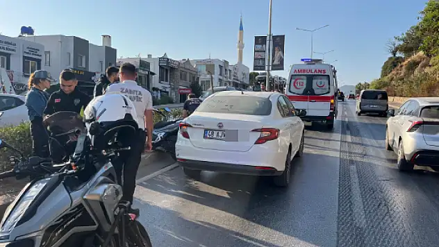 Motosiklet Otomobille Çarpıştı, 1 Yaralı