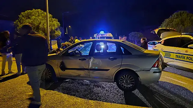 Motosiklet Otomobille Çarpıştı, 1 Yaralı