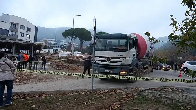 Motosiklet Sürücüsü Beton Mikserinin Altında Feci Şekilde Can Verdi