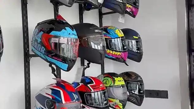 Motosiklet Tutkunlarının Adresi: Moto747