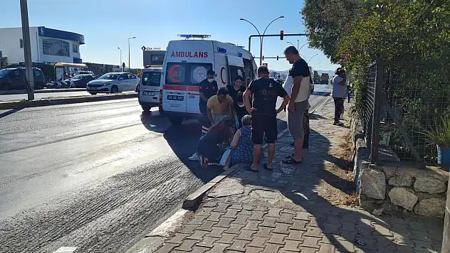 Motosikletin Çarptığı Yaya Yaralandı