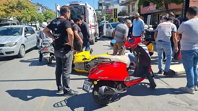 Motosikletler Kafa Kafaya Çarpıştı, 1 Yaralı