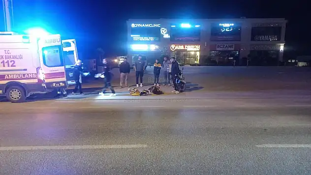 Motosikletli Kurye Düşerek Yaralandı