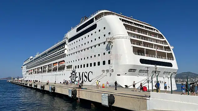 MSC Opera 2422 Yolcusu İle Bodrum'a Geldi