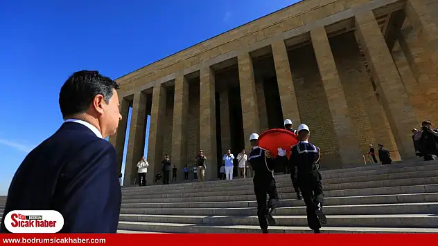 Muğla Büyükşehir Belediye Başkanı Aras'tan anlamlı 10 Kasım mesajı