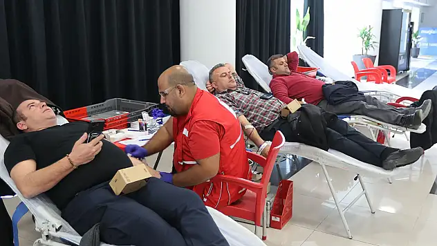 Muğla Büyükşehir'den Kızılay'a destek 6 ilçede kan bağışı kampanyası başladı