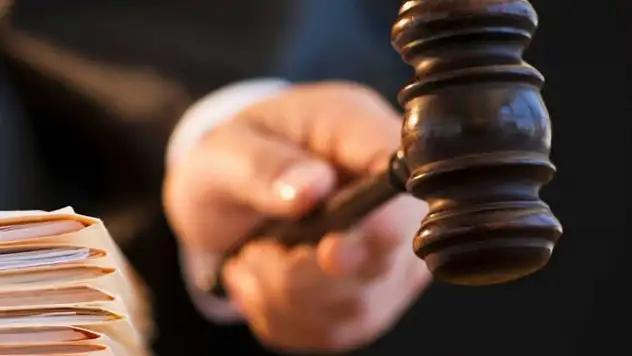 Muğla'da kamu görevlilerine gözaltı