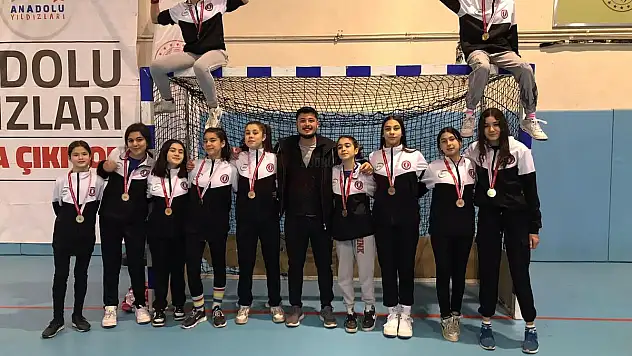 Muğla Hokey Takımı Anadolu Yıldızlar Liginde Bölge 1.si Oldu