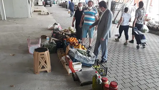 Muğla Valisi Orhan Tavlı, 'tam kapanma' sürecinde kurulan pazar yerlerini gezdi
