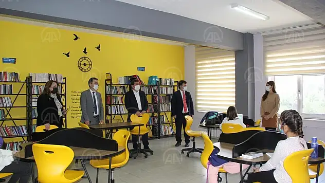 Muğla Valisi Tavlı, BİLSEM'i ziyaret etti