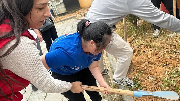 Muğla'da Engelsiz Bahçe Yapıldı