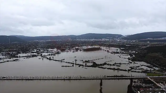 Muğla'da sağanak etkili oluyor...
