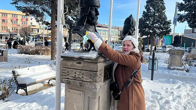 Muğlalı öğrenciden örnek davranış
