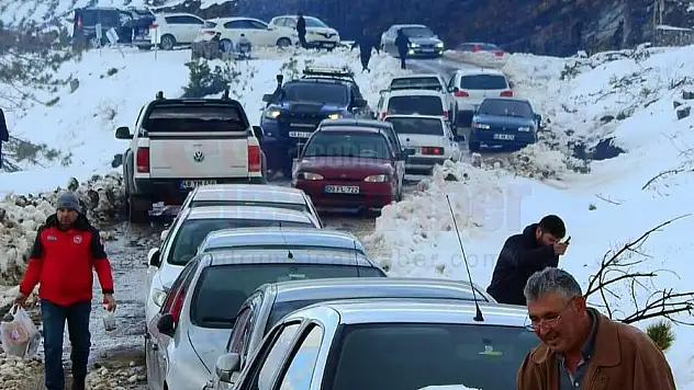 Muğlalı Vatandaşların Kar Keyfi