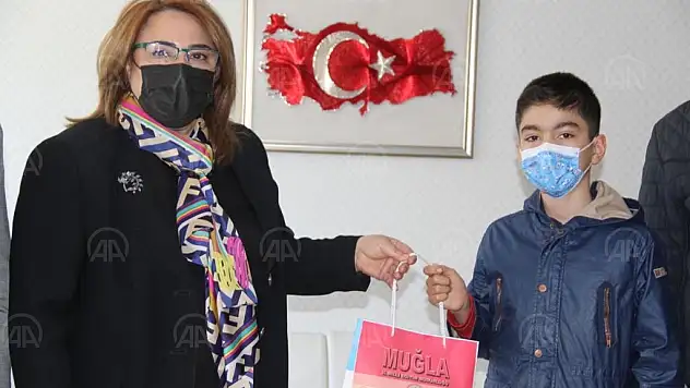 Muğla'nın kitap kurdu ödüllendirildi