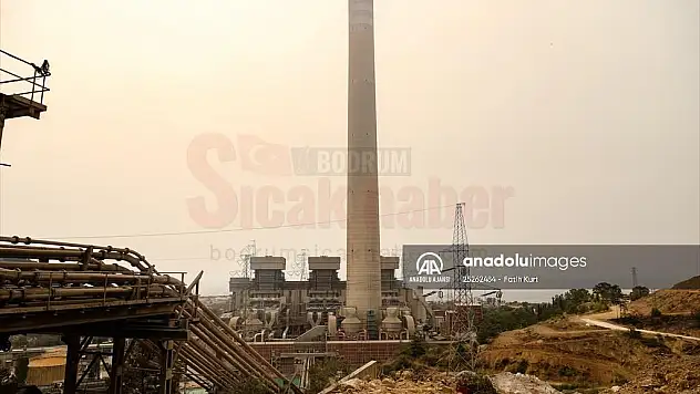 Muğla'nın Milas ilçesindeki Kemerköy Termik Santrali'ndeki yangın ana binaya sıçramadan kontrol altına alındı