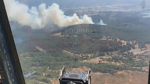 Mumcular Bölgesinde Çıkan Yangına 14 Hava Aracı ile Müdahale Ediliyor