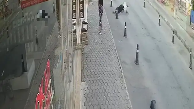 Ofis camından aşağı düştü: O anlar kamerada