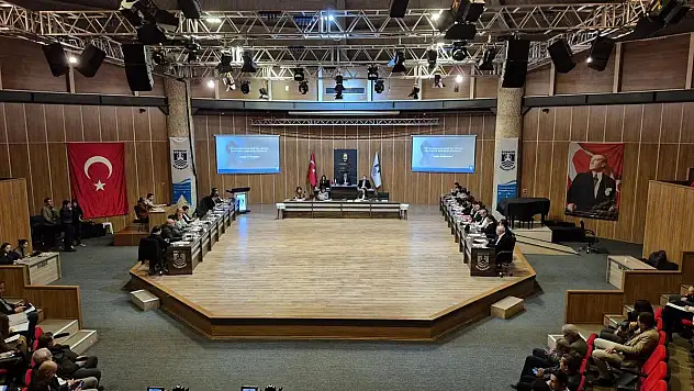 Olağan Meclis Toplantısında Mikrofonlar Kapandı