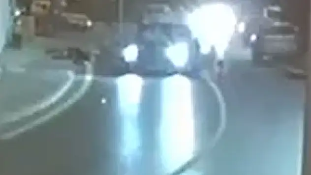 Ölümlü Motor Kazasının Görüntüleri Güvenlik Kamerasına Yansıdı