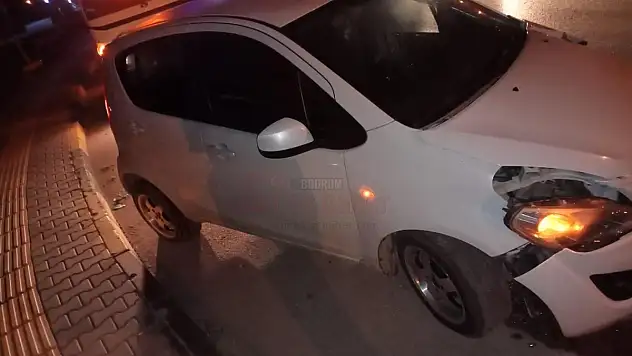 Ortakent Kavşakta Far Işıkları Gözünü Alınca Kaza Yaptı