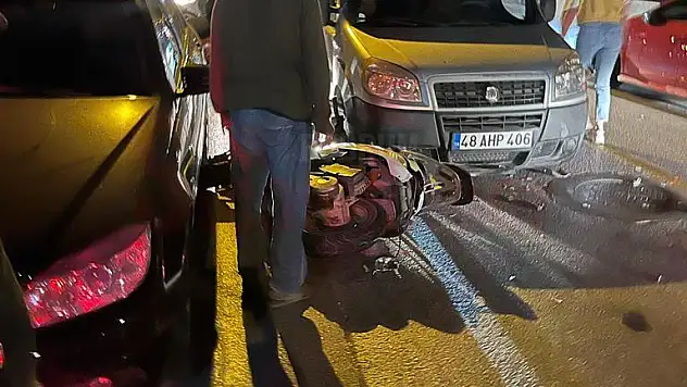 Ortalığın Savaş Alanına Döndüğü Kazada 1 Kişi Yaralandı