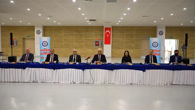 Osman Gürün'den 'Halka Hesap Verme' Toplantısı