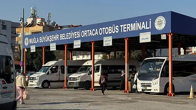 Otobüs terminalinin taşınacağı iddiasına tepki gösterdiler